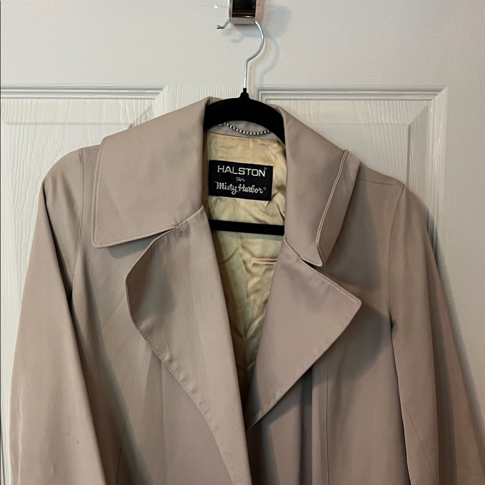 Halston Heritage Women's Beige Trench Coat